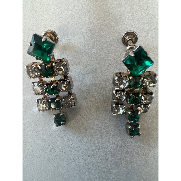 Vintage emerald & rhinestone earrings. - Picture 1 of 4
